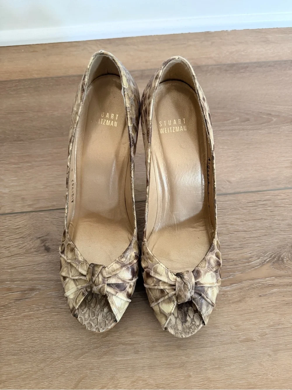 Stuart Weitzman Peep-Toe High Heels in Taupe Snakeskin